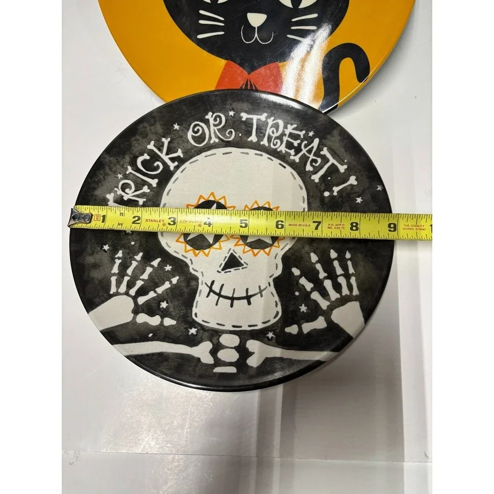 Pottery Barn Kids Cambria Halloween Plates Set of 2 9